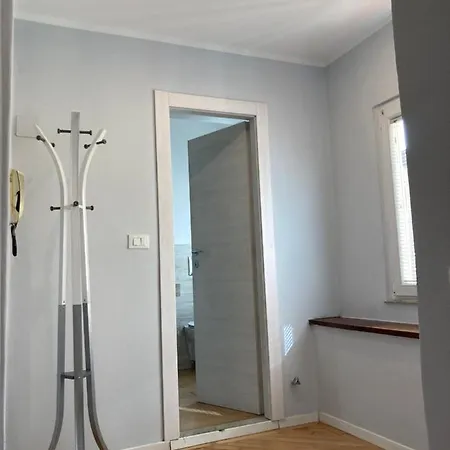 La Di Via Mazzini Apartment *